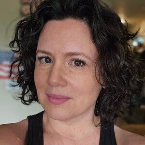 Meet your Posher, Ruth